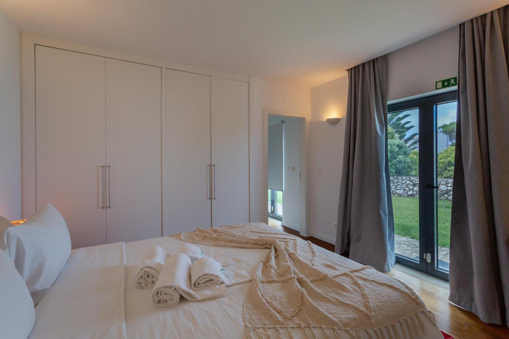 Penedo Escape Sea Suites Colares Esterno foto